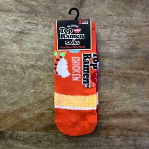 5/$20 NEW 2Pk Adult Top Ramen Chicken & Beef Socks